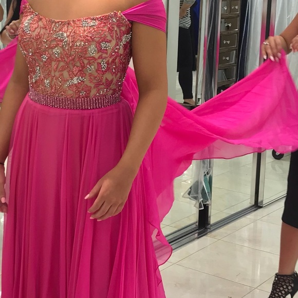 Sherri Hill Couture - Picture 4 of 7